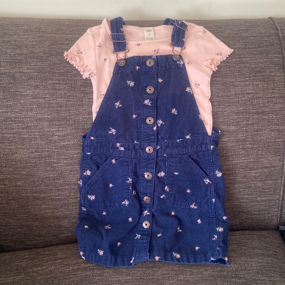 OshKosh b’gosh girls floral corduroy skirtall size 7 GUC!